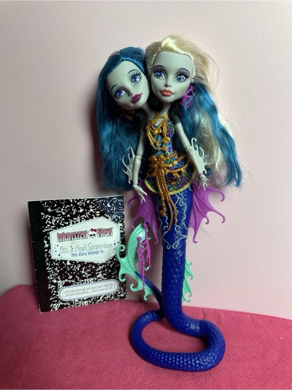 Complete Monster High Great Scarrier Reef Peri & Pearl Serpentine 2 Headed Doll